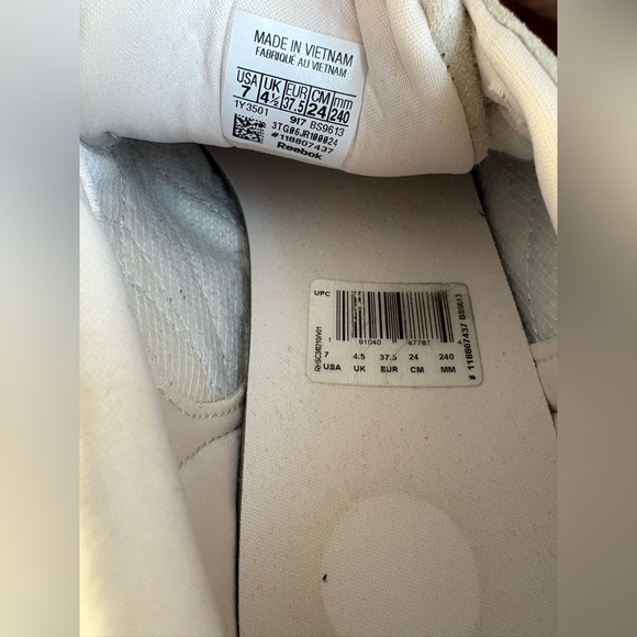 Reebok Women's Club C 85 Tonal Nubuck - Picture 9 of 9